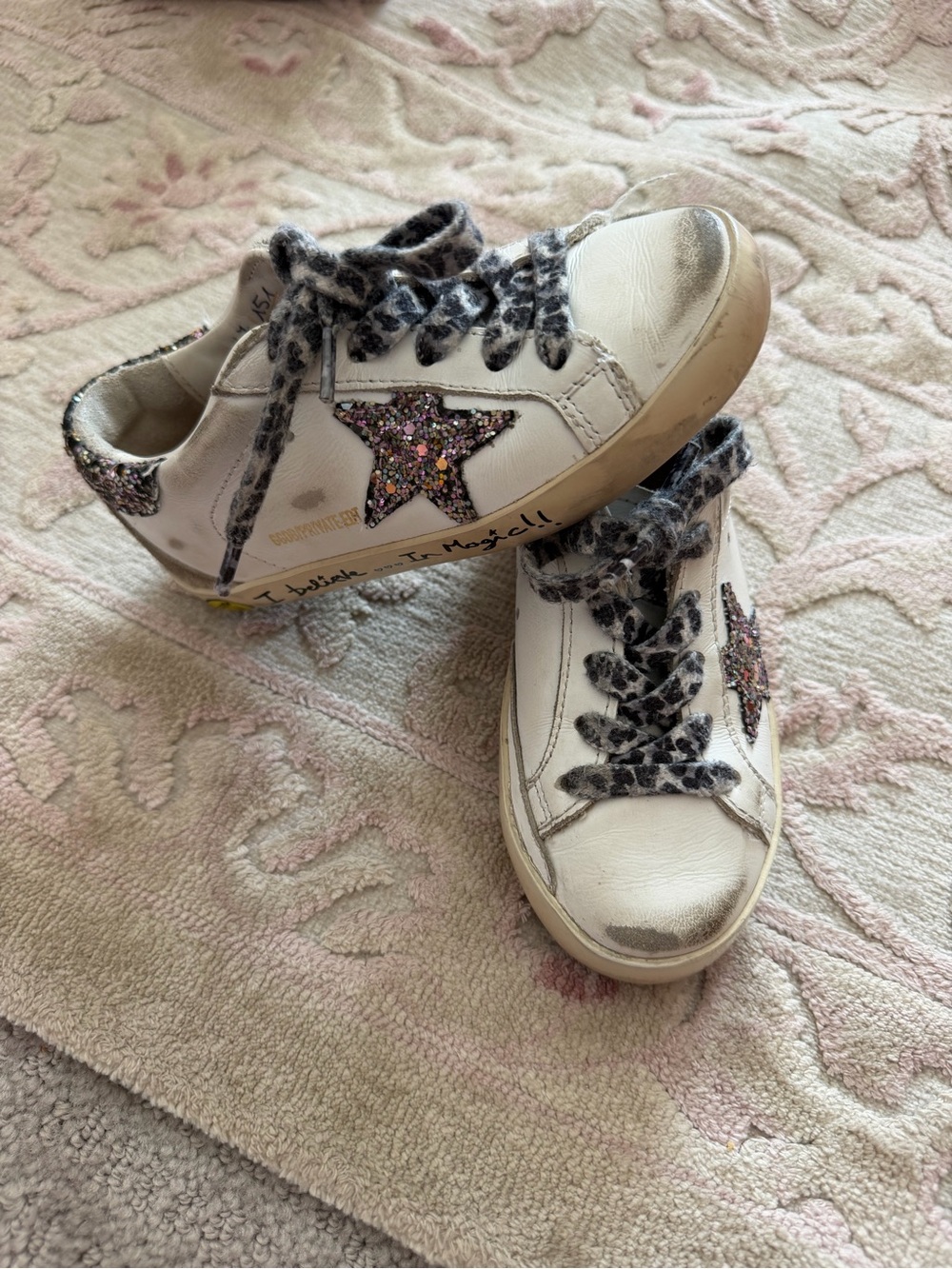 Kids Golden Goose size 25 White Sneakers with Pink Glitter Star Leopard Laces